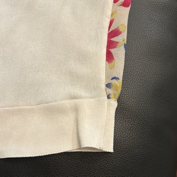 Salvatore Ferragamo Vintage 100% silk top - Picture 6 of 7